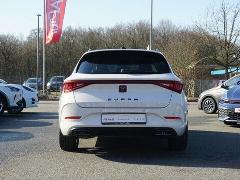 Gebraucht Cupra Leon 150 PS (110 kW) 2023 Weiß Limousine