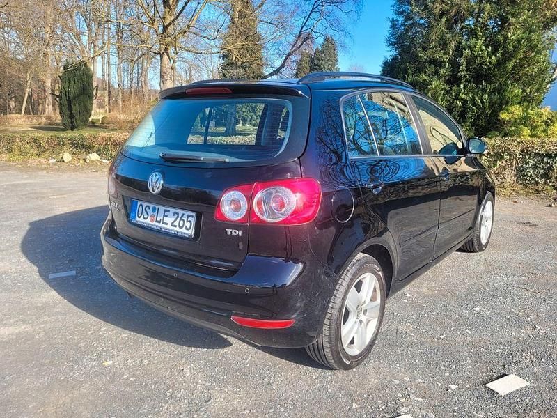 Gebraucht VW Golf Plus Cross Comfortline 105 PS (77 kW) 2010 Schwarz Van / Kleinbus