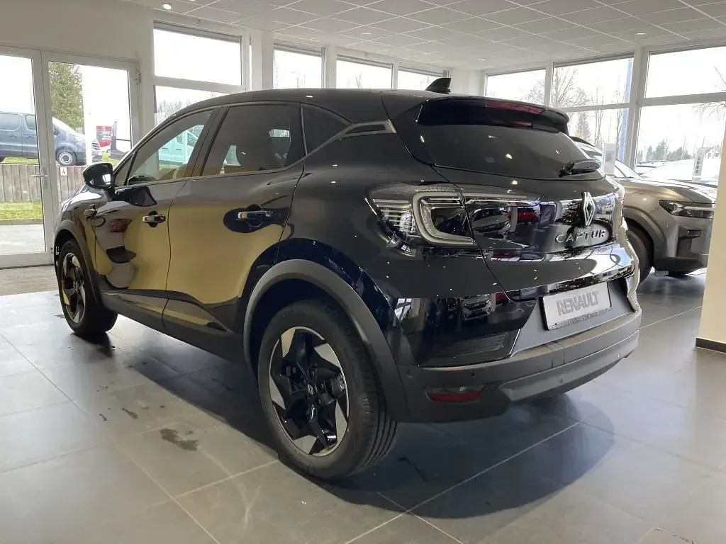 Nowe Renault Captur Techno 114 KM (83 kW) 2026 Czarny SUV