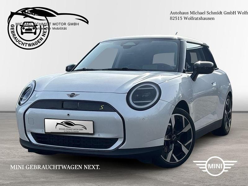 Gebraucht Mini Cooper SE Classic 160 kW (218 PS) 2025 Weiß Kleinwagen