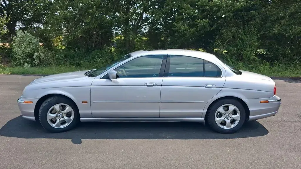 Gebraucht Jaguar S-Type Executive 238 PS (175 kW) 2001 Silber Limousine