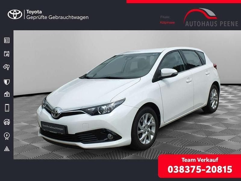 Super white 2 Gebraucht 2017 Toyota Auris Comfort Limousine | 15.500 € (Teuer) - Bild 1/4
