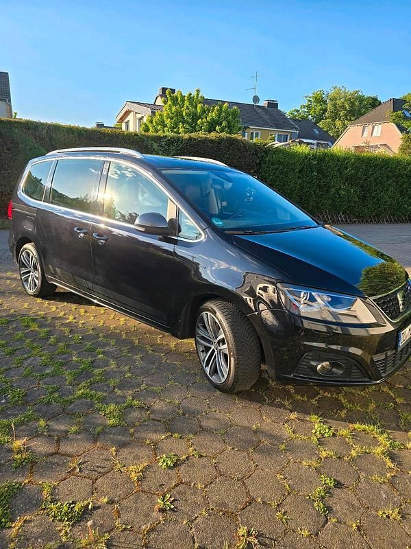 Schwarz Gebraucht 2019 Seat Alhambra FR-Line Van / Kleinbus | 26.000 € (Fairer Preis) - Bild 1/1