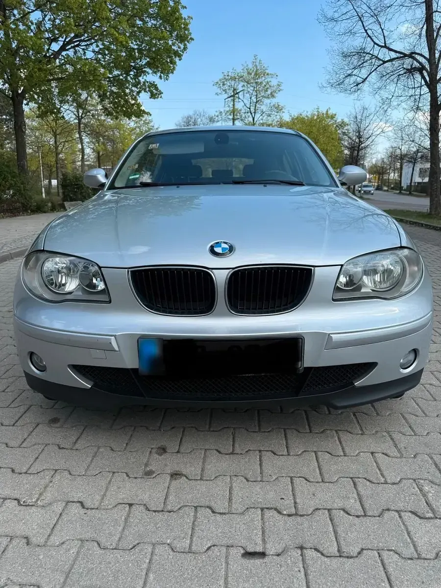 Gebraucht BMW 116 115 PS (84 kW) 2006 Silber Kleinwagen