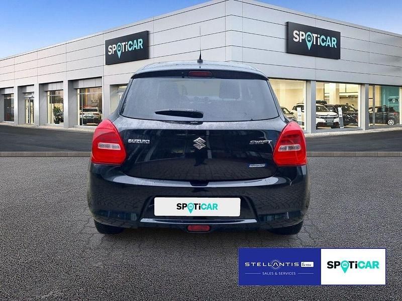 Gebraucht Suzuki Swift Comfort 83 PS (61 kW) 2023 Schwarz Kleinwagen