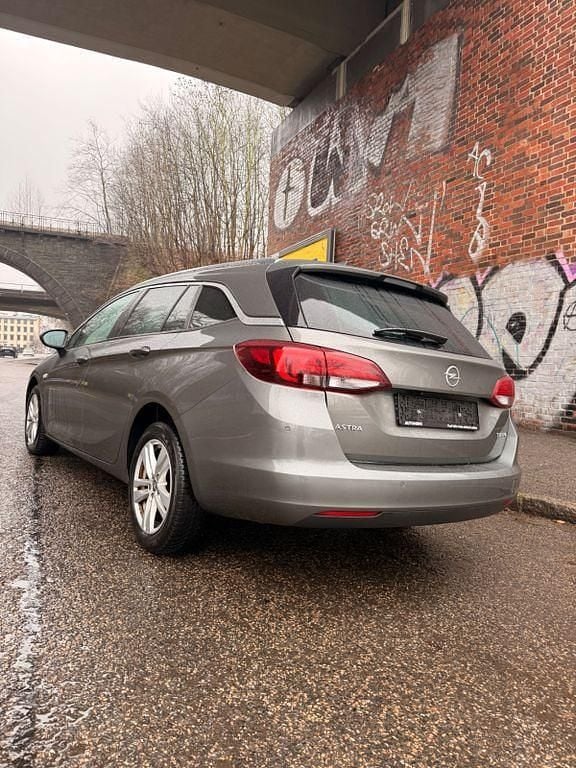 Gebraucht Opel Astra Dynamic 150 PS (110 kW) 2017 Grau Kombi