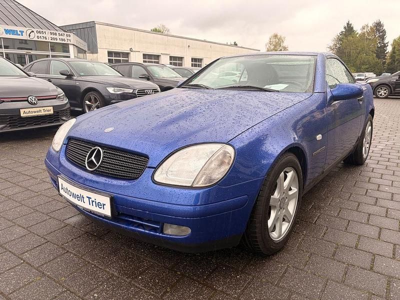 Gebraucht Mercedes SLK230 193 PS (141 kW) 1998 Blau Cabrio