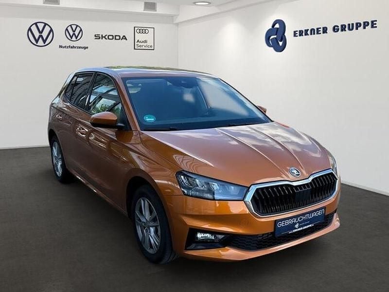 Gebraucht Skoda Fabia Selection 116 PS (85 kW) 2024 Phoenixorange premium meta... Kleinwagen