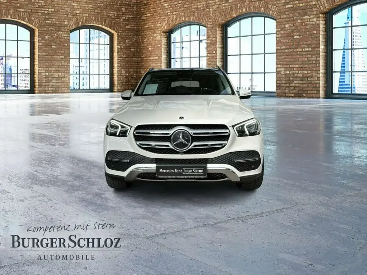 Gebraucht Mercedes GLE350 194 PS (142 kW) 2021 Designo diamantweiß bright SUV