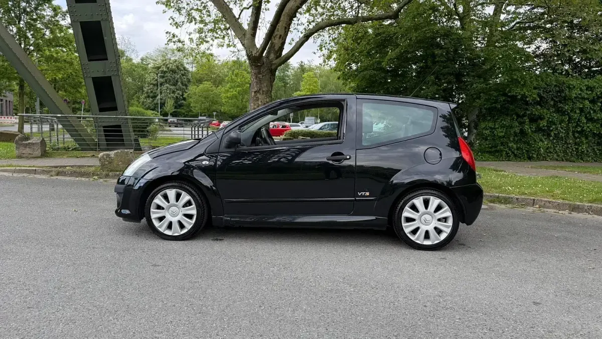 Gebraucht Citroën C2 122 PS (89 kW) 2008 Schwarz Kleinwagen