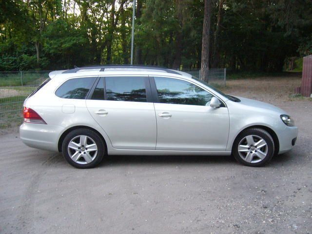 Gebraucht VW Golf VI 122 PS (89 kW) 2009 Beige metallic Kleinwagen