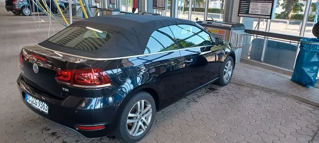Gebraucht VW Golf Cabriolet 105 PS (77 kW) 2011 Schwarz Cabrio