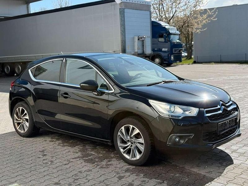 Gebraucht Citroën DS4 So Chic 163 PS (119 kW) 2011 Schwarz Kleinwagen