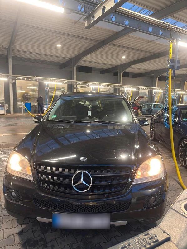 Usata Mercedes ML320 2008 Nero SUV