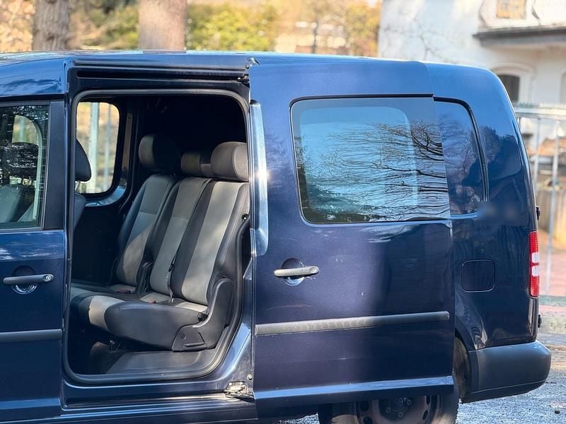 Gebraucht VW Caddy Maxi 140 PS (102 kW) 2015 Blau Van / Kleinbus
