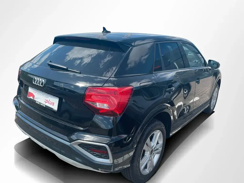 Gebraucht Audi Q2 Advanced 116 PS (85 kW) 2025 Mythosschwarz metallic SUV