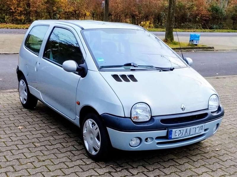 Silber Gebraucht 2001 Renault Twingo Kleinwagen | 1.300 € (Guter Preis) - Bild 1/4