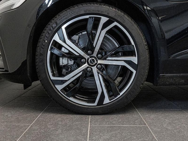 Gebraucht Volvo V60 Ultra 455 PS (334 kW) 2025 Schwarz Kombi