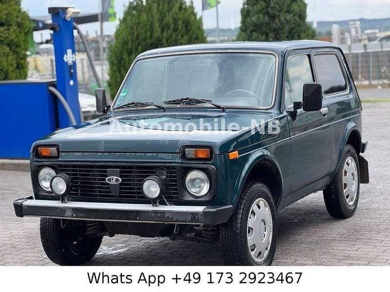 Grün Gebraucht 2008 Lada niva SUV | 1.500 € - Bild 1/4