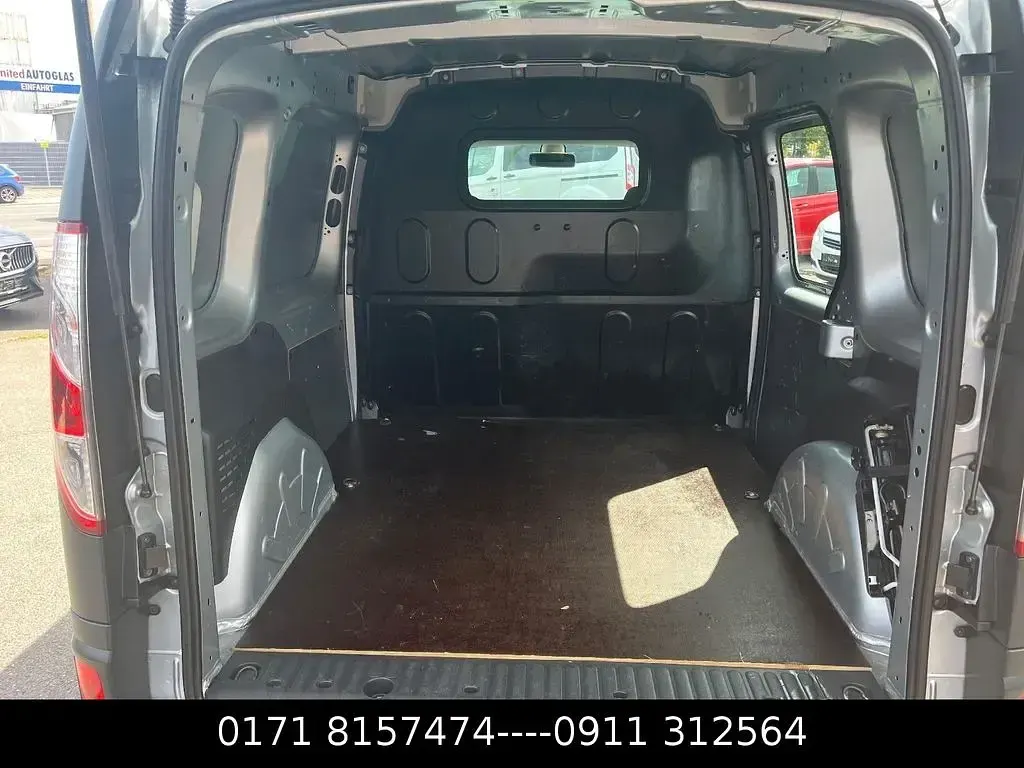 Gebraucht Renault Kangoo LIMITED 116 PS (85 kW) 2021 Silber Van / Kleinbus