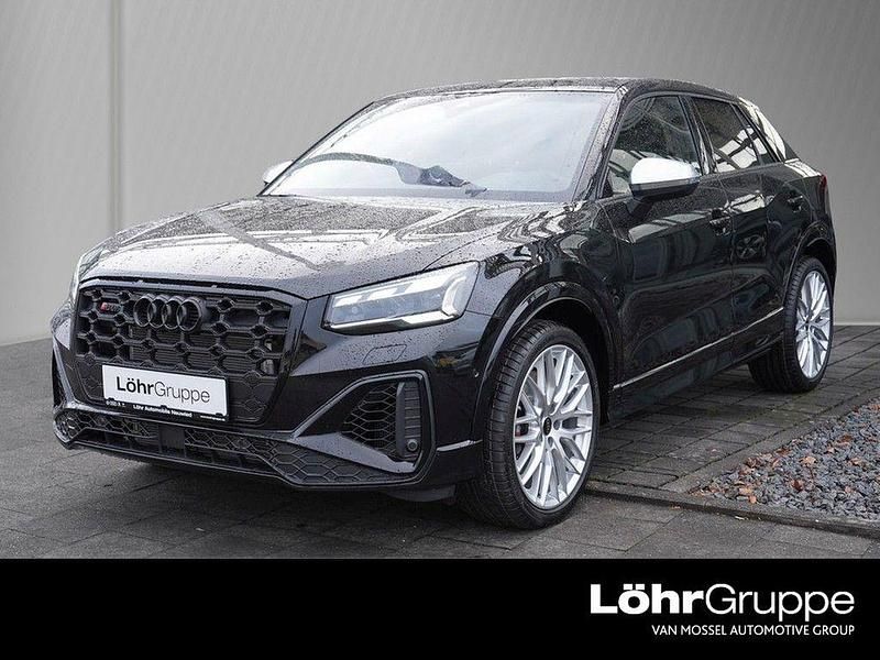 Mythosschwarz metallic Gebraucht 2025 Audi SQ2 Ambiente SUV | 56.450 € - Bild 1/4