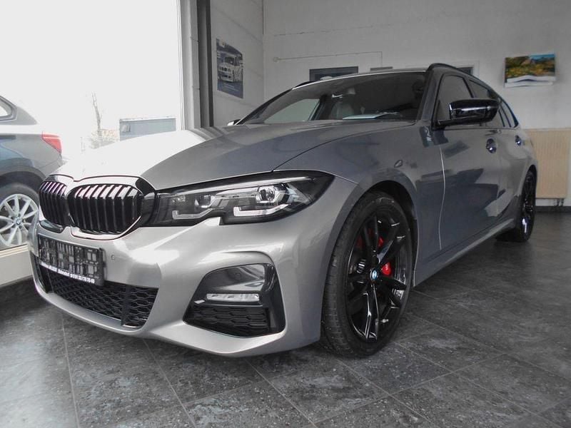 Gebraucht BMW 318 M Sport 150 PS (110 kW) 2021 Grau Limousine