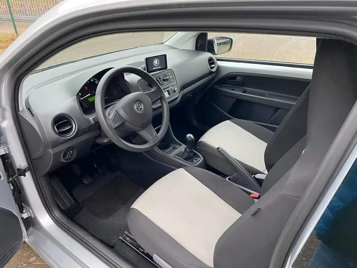 Brugt Skoda Citigo Active 60 HK (44 kW) 2014 Sølv Hatchback