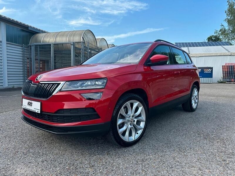 Rot Gebraucht 2020 Skoda Karoq Style SUV | 26.999 € (Guter Preis) - Bild 1/4