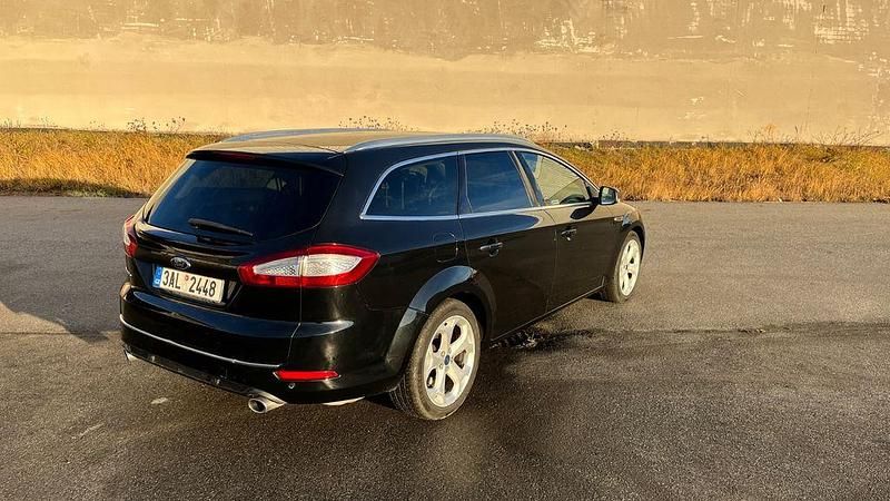 Gebraucht Ford Mondeo Titanium X 200 PS (147 kW) 2013 Schwarz Limousine
