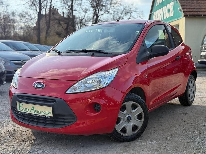 Gebraucht Ford Ka Ambiente 69 PS (50 kW) 2014 Rot Kleinwagen