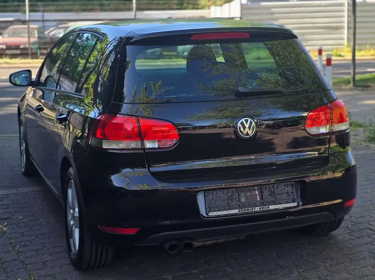 Gebraucht VW Golf VII Match 140 PS (102 kW) 2012 Deep black perleffekt Kleinwagen