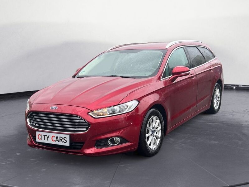 Rot Gebraucht 2015 Ford Mondeo Trend Kombi | 9.990 € (Fairer Preis) - Bild 1/4
