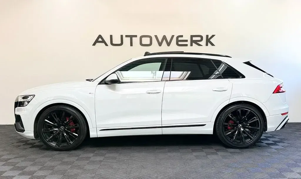 Gebraucht Audi Q8 Sport 286 PS (210 kW) 2018 Gletscherweiss SUV