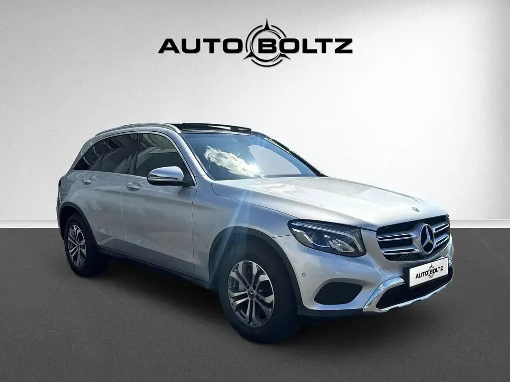 Gebraucht Mercedes GLC250 Exclusive 211 PS (155 kW) 2018 Silber/grau (metallic) SUV