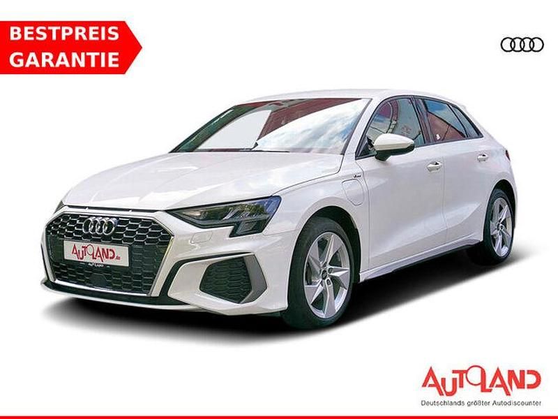 Weiss Gebraucht 2022 Audi A3 e-tron Comfort Kleinwagen | 27.490 € (Fairer Preis) - Bild 1/4