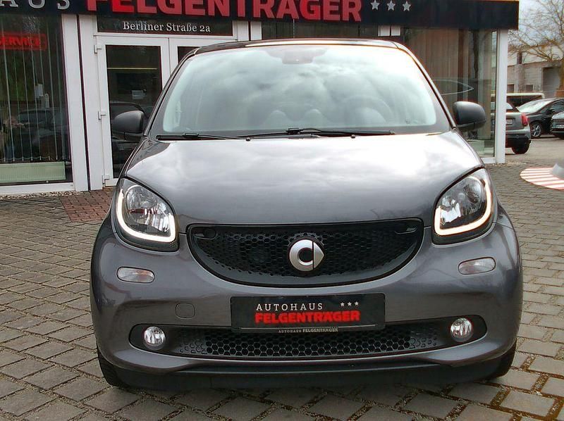 Gebraucht Smart ForFour Passion 96 PS (70 kW) 2019 Grau Kleinwagen