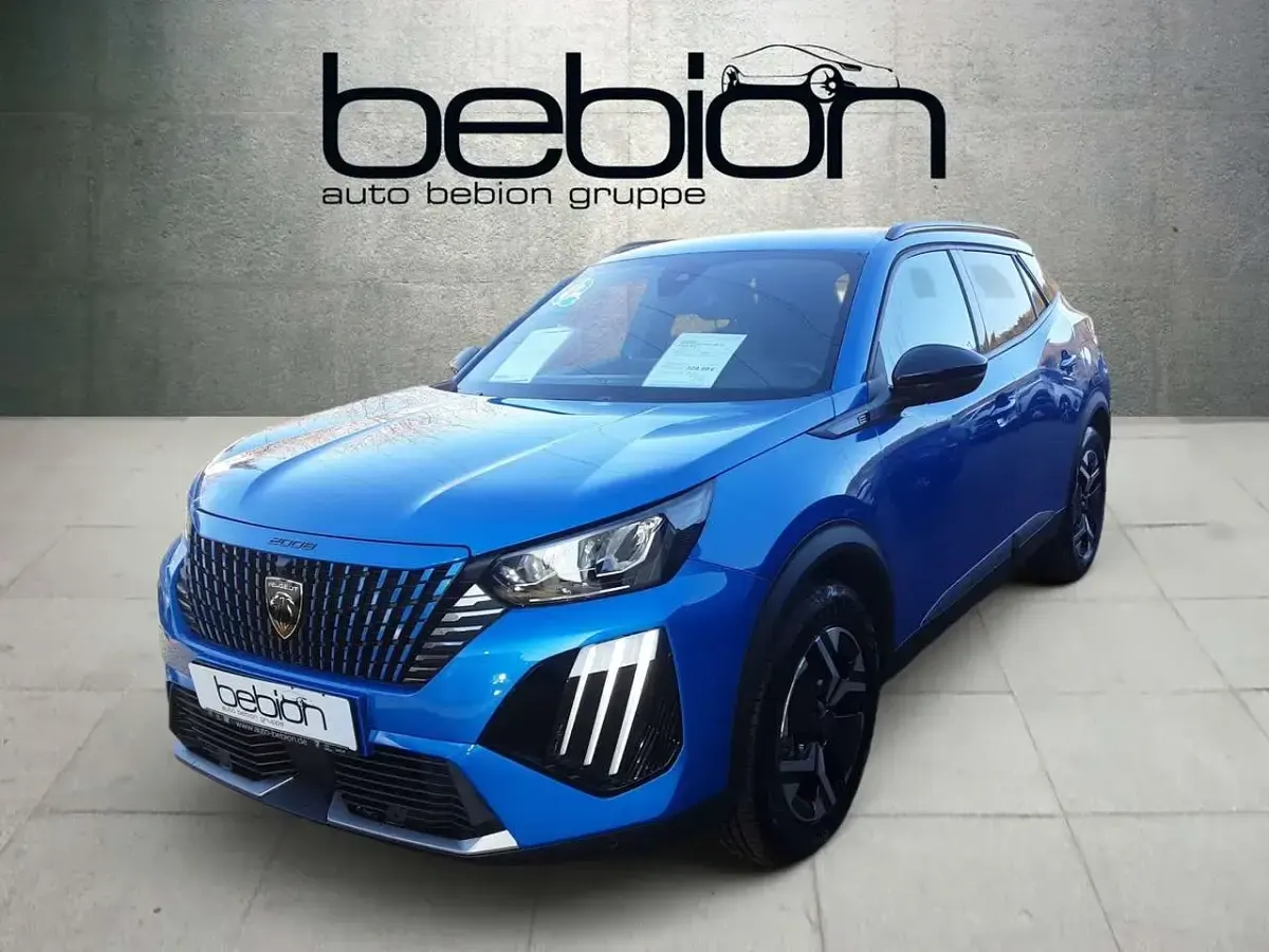 Gebraucht Peugeot e-2008 Allure 114 kW (156 PS) 2023 SUV