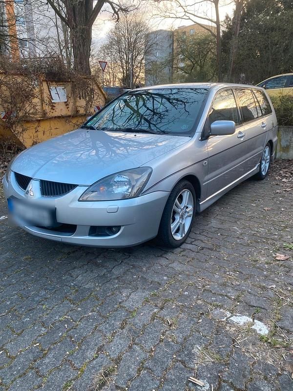 Gebraucht Mitsubishi Lancer 134 PS (98 kW) 2005 Grau Kombi