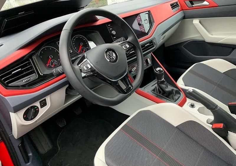 Rot Gebraucht 2019 VW Polo Beats Kleinwagen | 11.000 € (Guter Preis) - Bild 1/4
