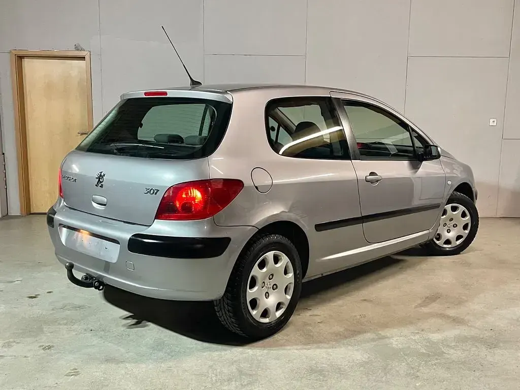 Gebraucht Peugeot 307 75 PS (55 kW) 2003 Grau Limousine
