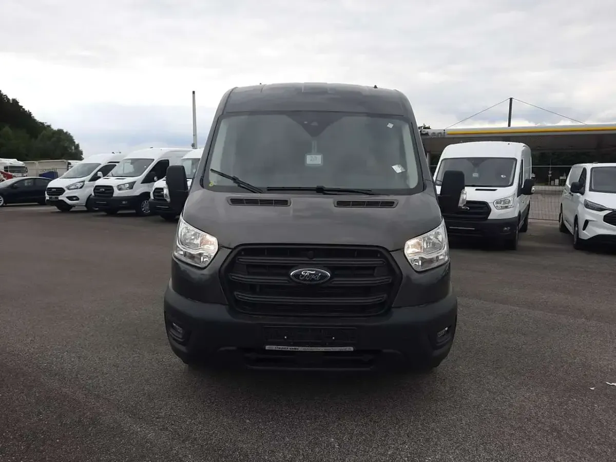 Neu Ford Transit Trend 131 PS (96 kW) 2026 Magneticgrau Van / Kleinbus