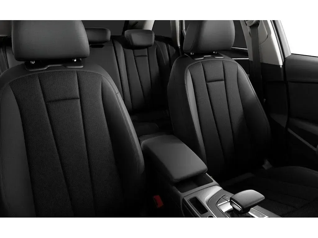 Second-hand Audi A4 150 CP (110 kW) 2022 Negru Break