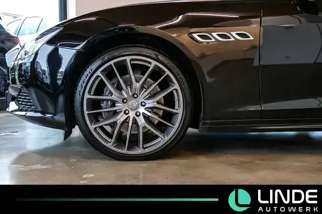 Gebraucht Maserati Quattroporte 430 PS (316 kW) 2018 Schwarz Limousine