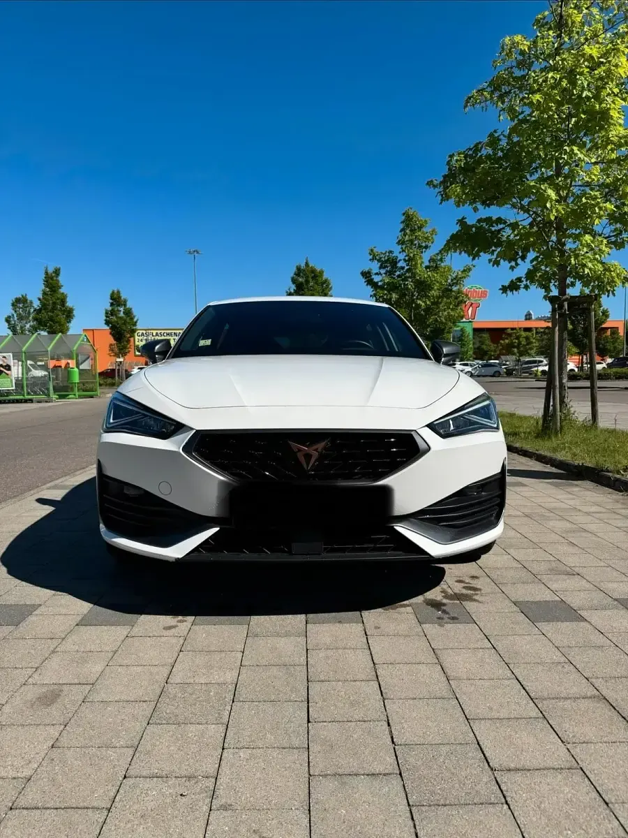 Usata Cupra Leon VZ 245 CV (180 kW) 2021 Bianco Berlina