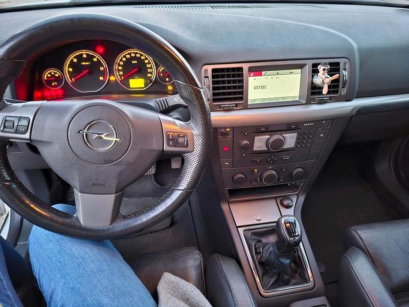 Gebraucht Opel Vectra OPC 150 PS (110 kW) 2007 Weiß Kombi