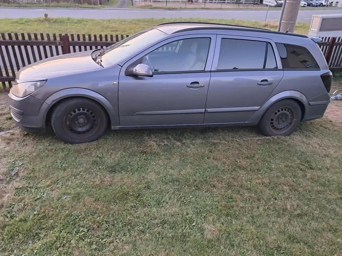 Gebraucht Opel Astra Njoy 125 PS (91 kW) 2004 Grau Kombi