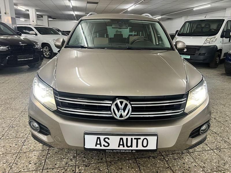 Gebraucht VW Tiguan Style 140 PS (102 kW) 2011 Beige SUV