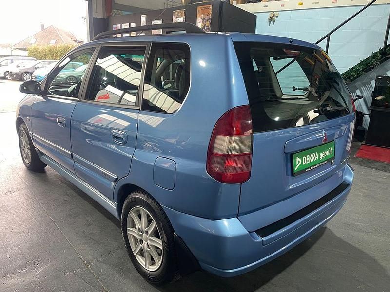 Gebraucht Mitsubishi Space Star 98 PS (72 kW) 2002 Blau Van / Kleinbus