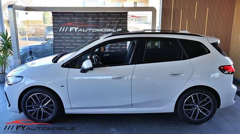 Gebraucht BMW 218 M Sport 136 PS (100 kW) 2024 Alpinweiss iii Van / Kleinbus