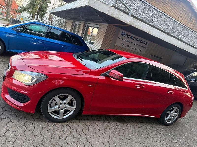 Gebraucht Mercedes CLA200 AMG 156 PS (114 kW) 2016 Rot Kombi
